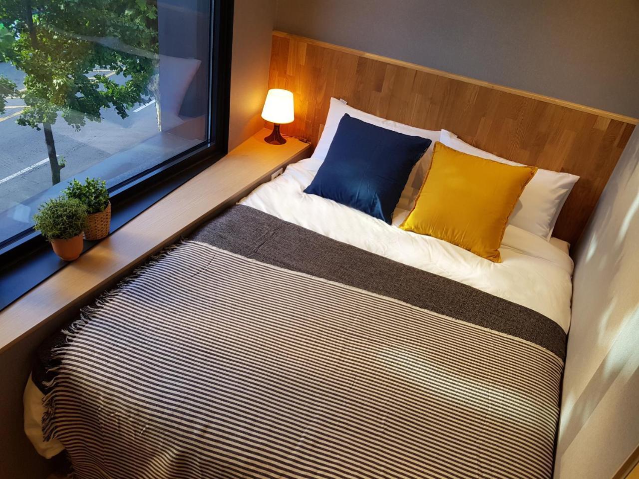 Hostel Cleo Seoul Hongdae Esterno foto
